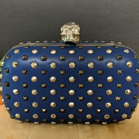 Alexander McQueen Handbags - NWOT Alexander McQueen Studded Clutch w/ Skull